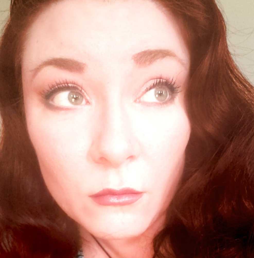 Meet your Posher, Courtney